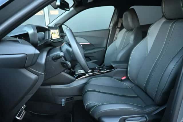 Peugeot e-2008 (2025) thumbnail 8