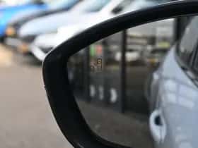 Peugeot e-2008 (2025) thumbnail 23