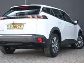 Peugeot e-2008 (2023) thumbnail 2