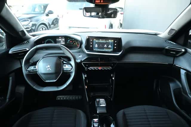 Peugeot e-2008 (2023) thumbnail 12