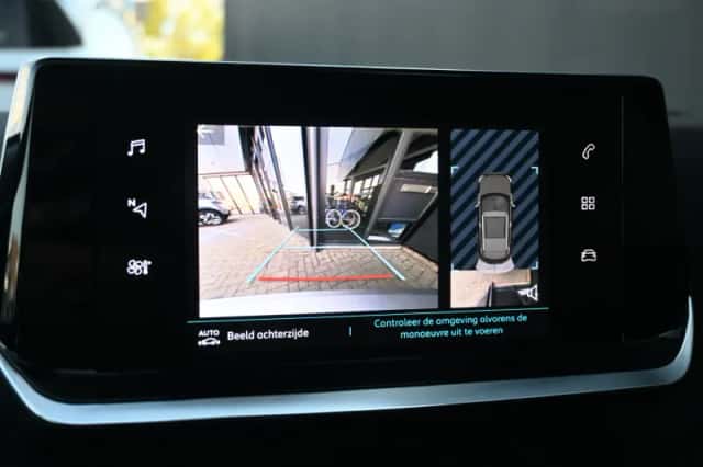 Peugeot e-2008 (2023) thumbnail 26