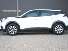 Peugeot e-2008 (2023) thumbnail 4