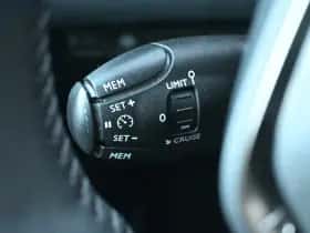 Peugeot e-2008 (2023) thumbnail 31