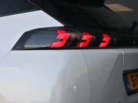 Peugeot e-2008 (2023) thumbnail 33