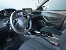 Peugeot e-2008 (2023) thumbnail 7