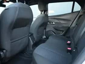 Peugeot e-2008 (2023) thumbnail 10