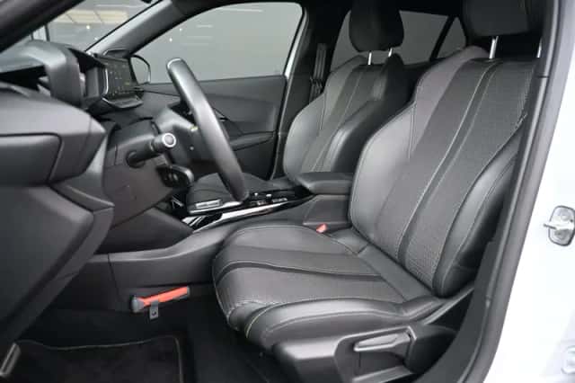 Peugeot e-2008 (2024) thumbnail 8
