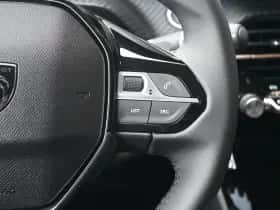 Peugeot e-208 thumbnail 13