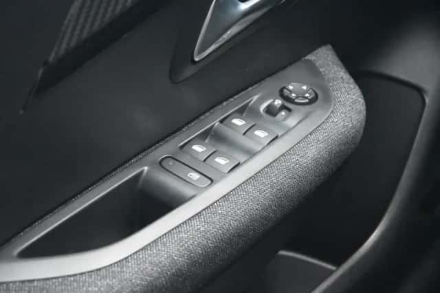 Peugeot e-208 (2026) thumbnail 14
