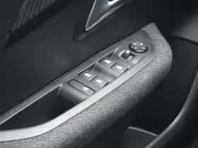 Peugeot e-208 thumbnail 14