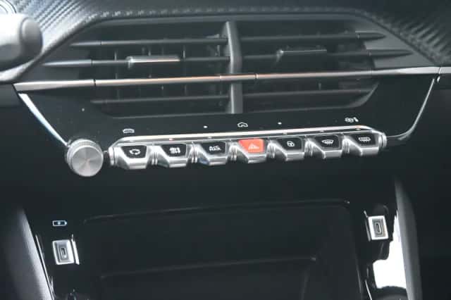 Peugeot e-208 (2026) thumbnail 16