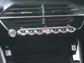 Peugeot e-208 thumbnail 16