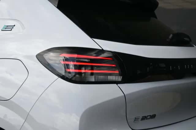 Peugeot e-208 (2026) thumbnail 29