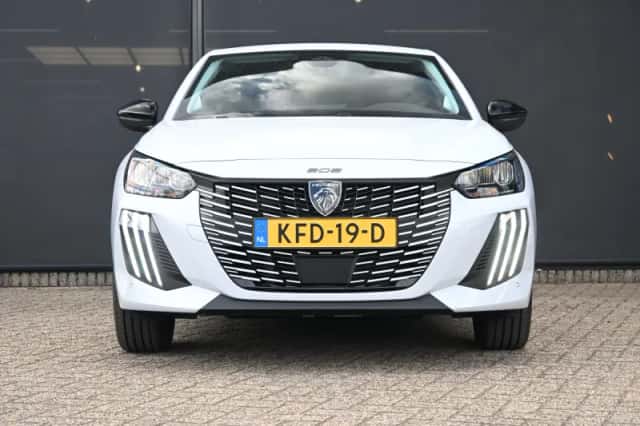 Peugeot e-208 (2026) thumbnail 4