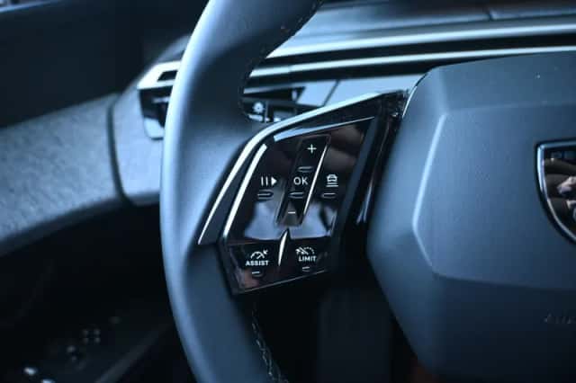 Peugeot E-5008 (2025) thumbnail 17