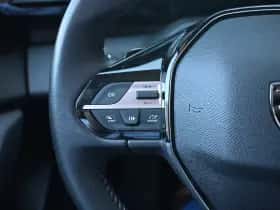 Peugeot 308 (2023) thumbnail 17