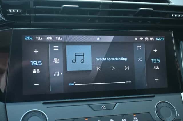 Peugeot 308 (2023) thumbnail 19
