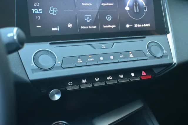 Peugeot 308 (2023) thumbnail 24