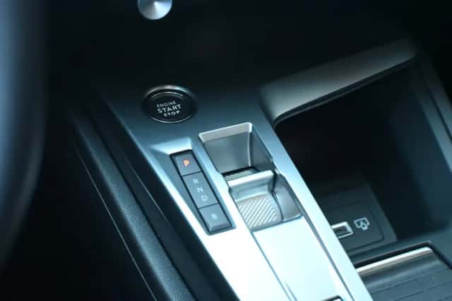 Peugeot 308 (2023) thumbnail 25