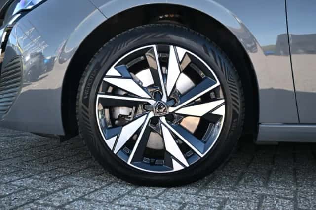 Peugeot 308 (2023) thumbnail 26
