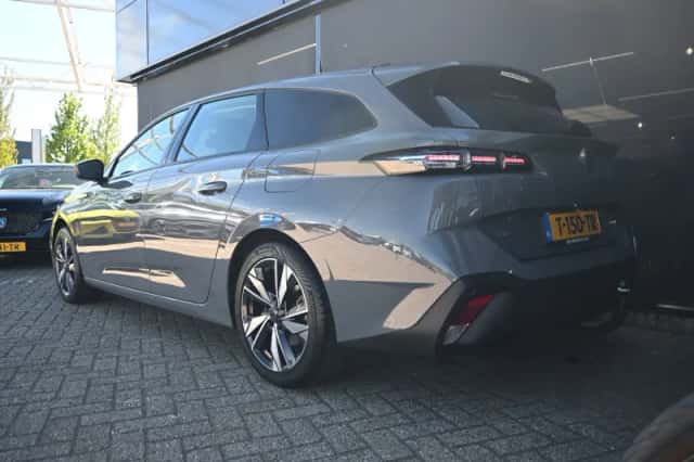 Peugeot 308 (2023) thumbnail 29