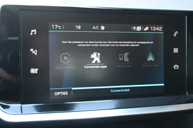 Peugeot 208 (2020) thumbnail 23