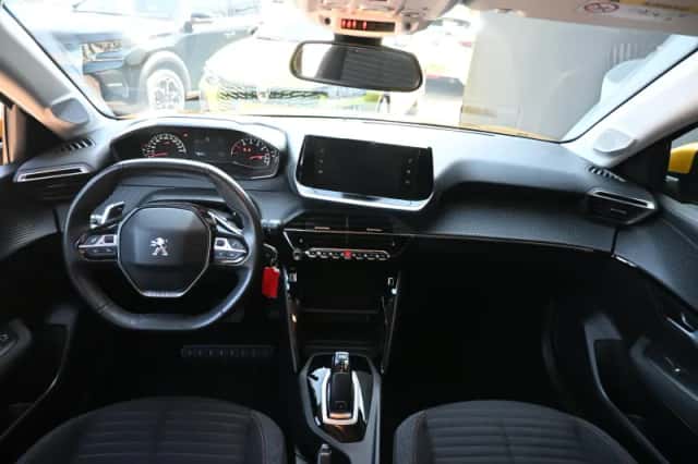 Peugeot 208 (2020) thumbnail 10