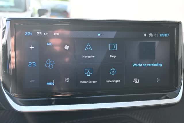 Peugeot e-208 (2024) thumbnail 21