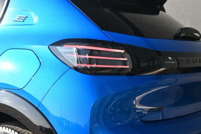Peugeot e-208 (2024) thumbnail 31