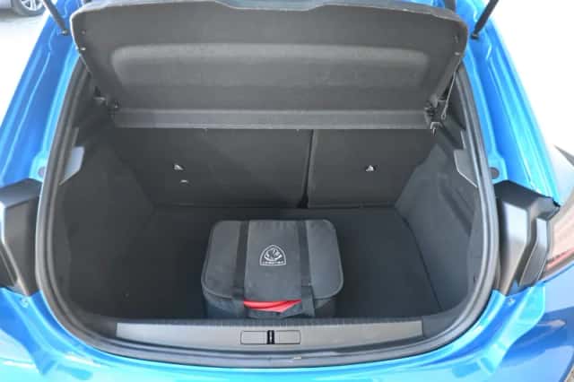 Peugeot e-208 (2024) thumbnail 33