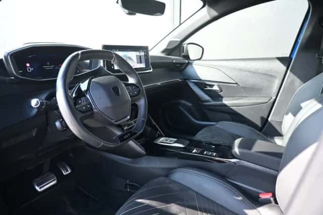 Peugeot e-208 (2024) thumbnail 6