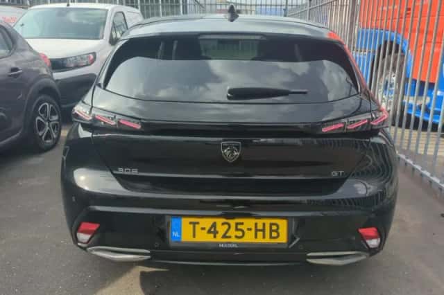 Peugeot 308 (2023) thumbnail 4