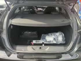 Peugeot 308 (2023) thumbnail 5