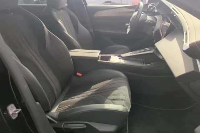 Peugeot 308 (2023) thumbnail 8