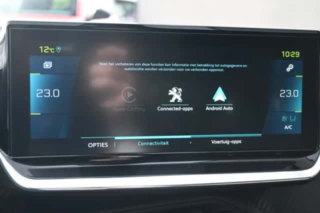 Peugeot e-208 (2021) thumbnail 21