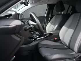 Peugeot e-208 (2021) thumbnail 4