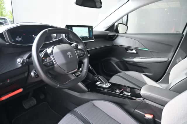 Peugeot e-208 (2021) thumbnail 5