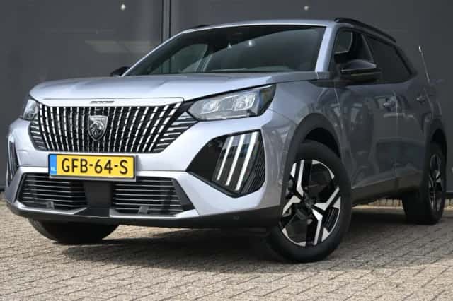 Peugeot 2008 (2024) thumbnail 1