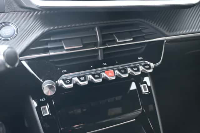 Peugeot 2008 (2024) thumbnail 29