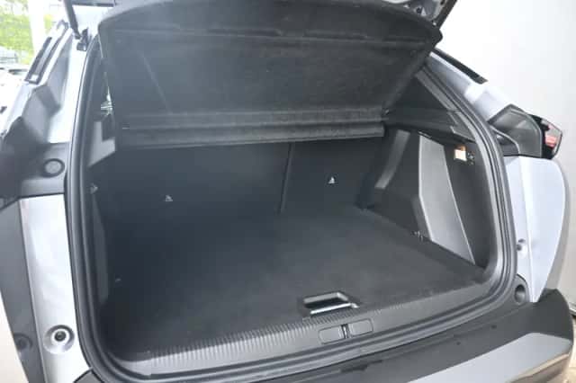 Peugeot 2008 (2024) thumbnail 36