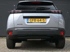 Peugeot 2008 (2024) thumbnail 5