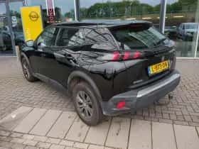 Peugeot 2008 (2021) thumbnail 5