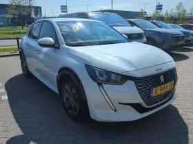 Peugeot e-208 (2021) thumbnail 3