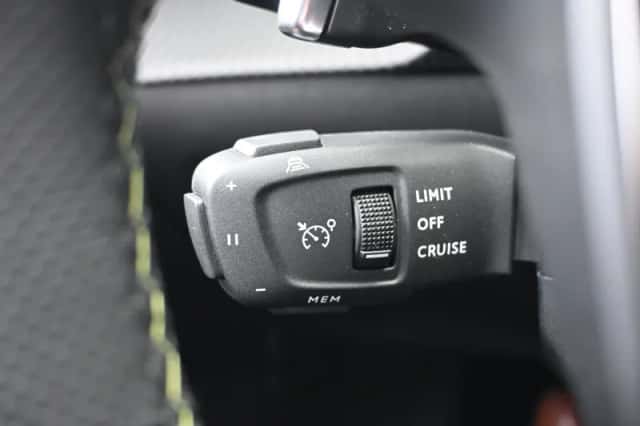 Peugeot 208 (2025) thumbnail 11