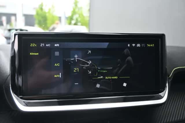 Peugeot 208 (2025) thumbnail 19