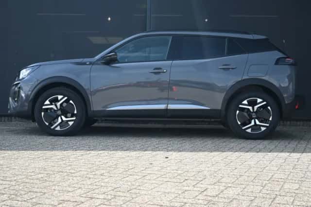 Peugeot e-2008 (2025) thumbnail 3
