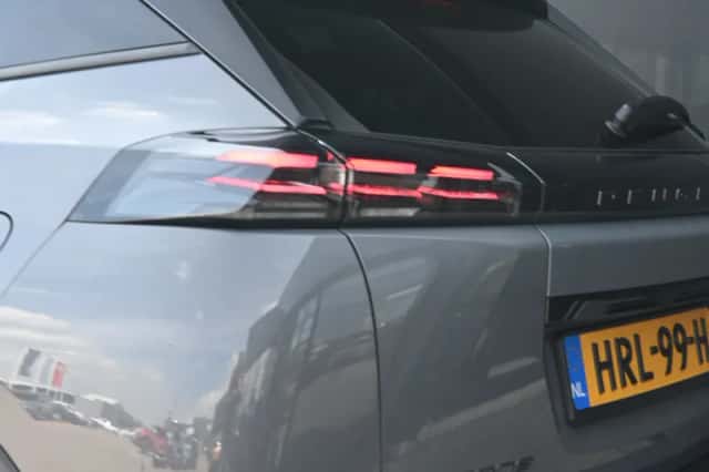 Peugeot e-2008 (2025) thumbnail 29