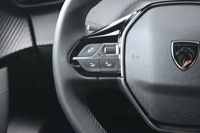 Peugeot e-2008 (2025) thumbnail 10