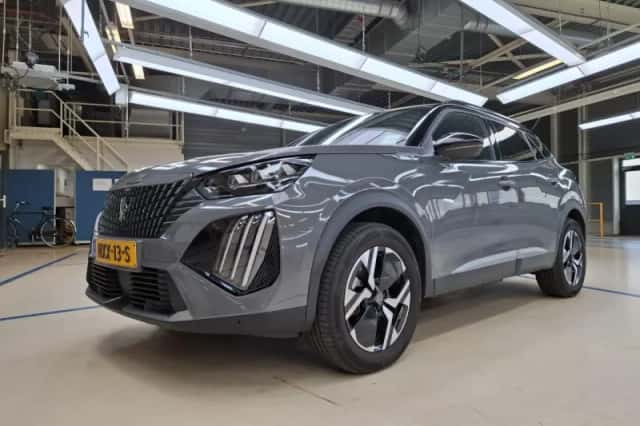Peugeot e-2008 (2025)