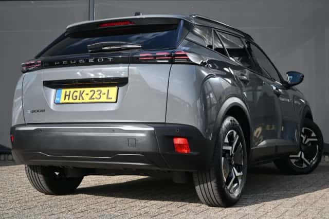 Peugeot e-2008 (2025) thumbnail 2